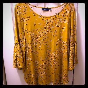 Apt 9 Flutter sleeve top